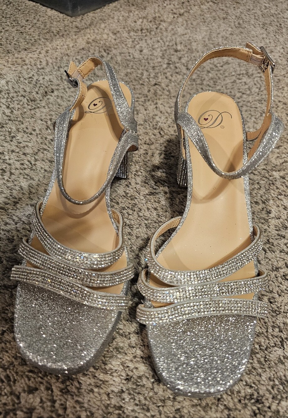 D brand Silver Glitter Strappy Block Heel Sandals - Women